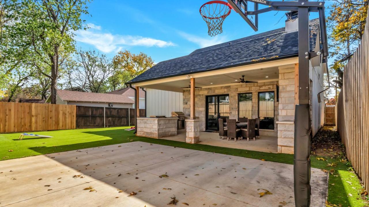 Luxury Gameroom/Basketball Hoop Arlington Bagian luar foto